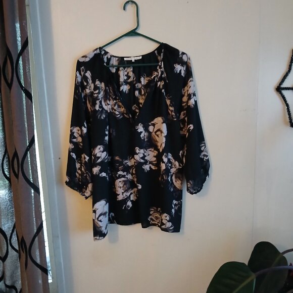 Violet+Claire women's black sheer floral print blouse Size XL - Picture 1 of 4